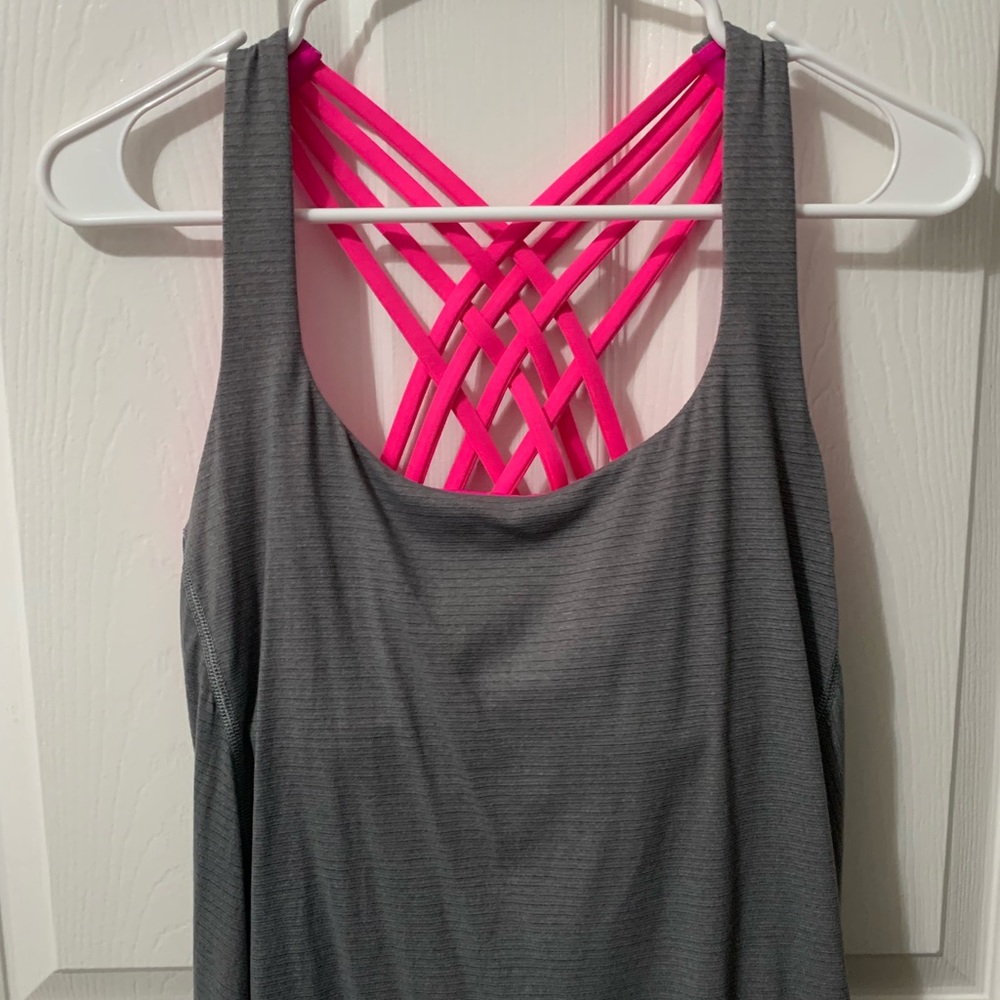 Lululemon free to be